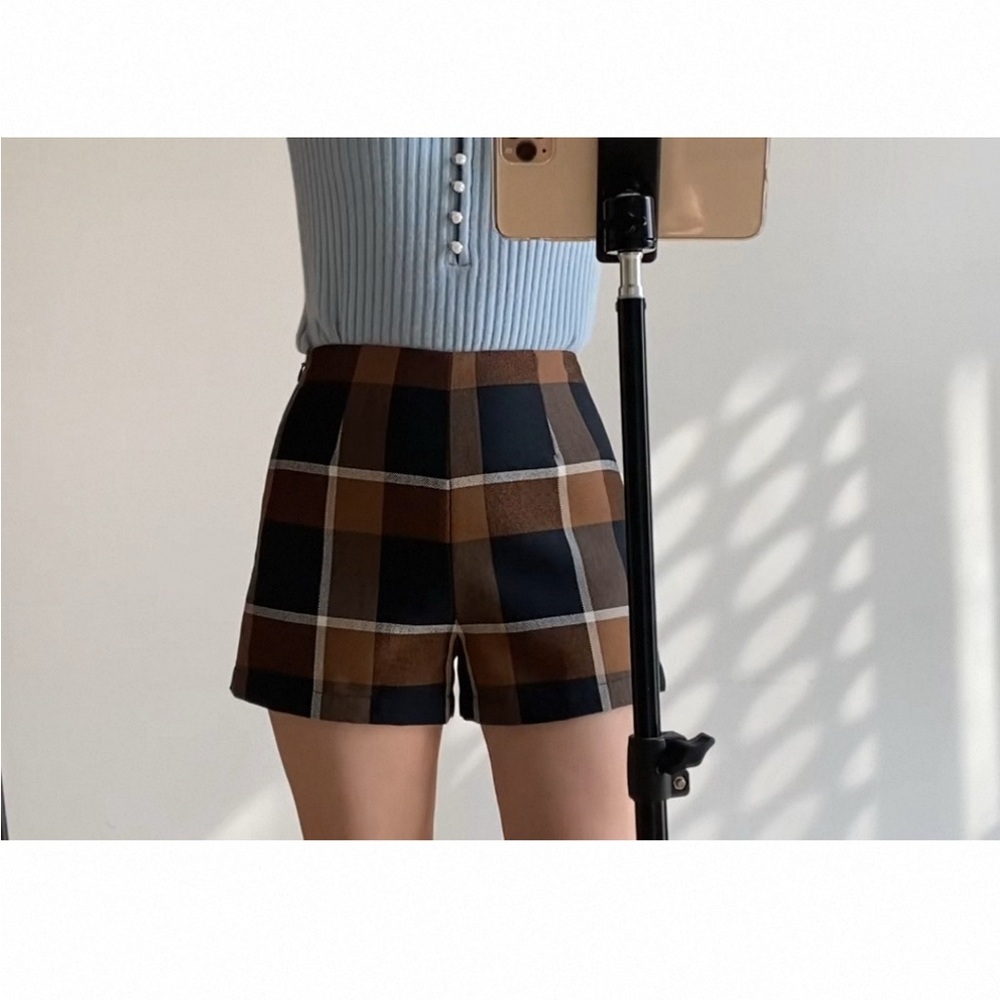 NWOT STAUD Leah High Waist Plaid Shorts in Brown & Tan - Picture 6 of 6